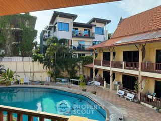 Reihenhaus zum Kauf mit 2 Zimmer in Bang Lamung, Chonburi