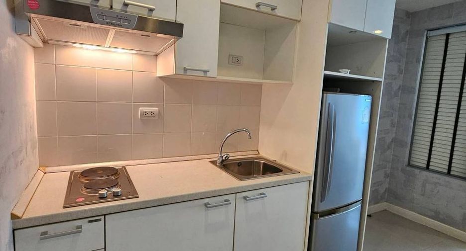 Продажа 1 кровать кондо в Щаттхана, Бангкок