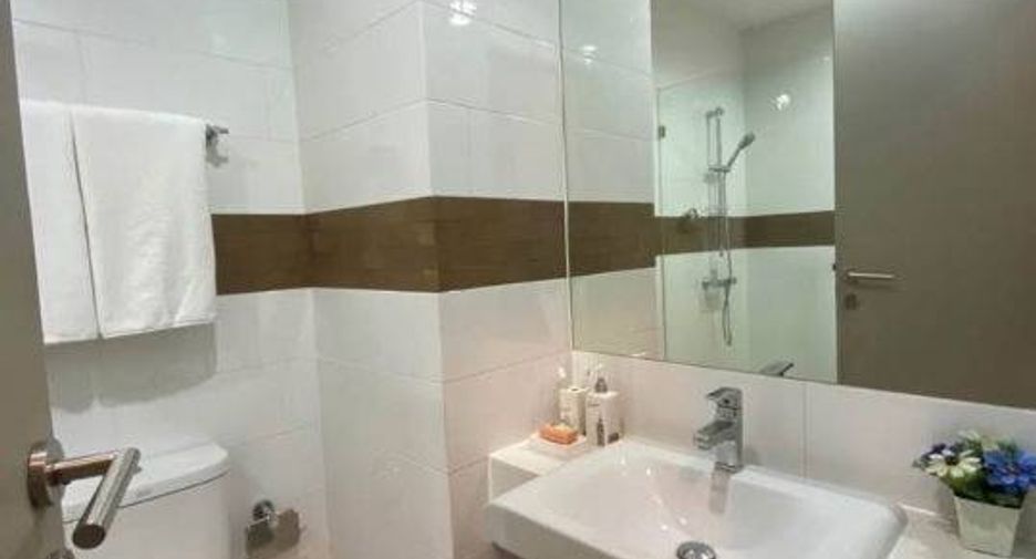 À vendre 1 chambre condo à Phra Khanong, Bangkok