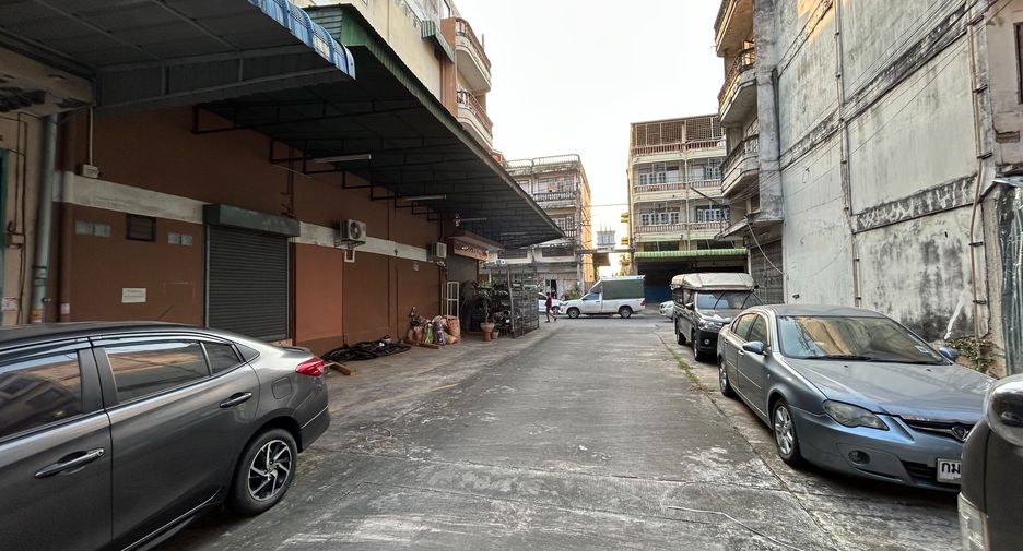 Oficina en alquiler de 1 habitaciones en Bang Khae, Bangkok