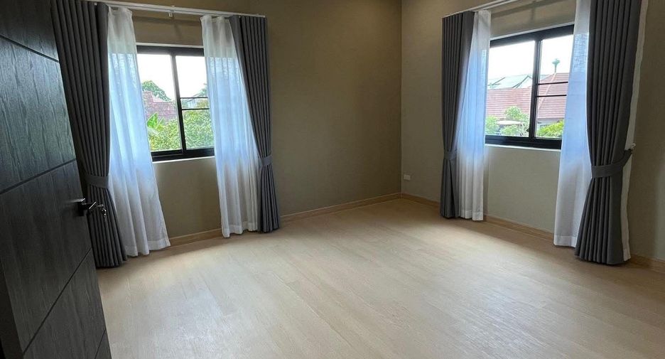 Haus zum Kauf mit 4 Zimmer in Mueang Chiang Mai, Chiang Mai