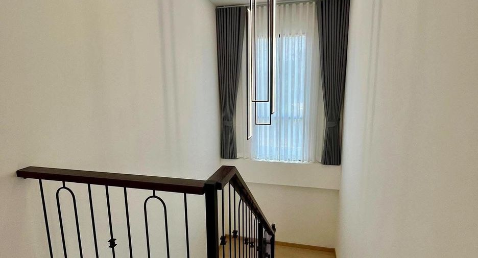 Haus zum Kauf mit 4 Zimmer in Mueang Chiang Mai, Chiang Mai