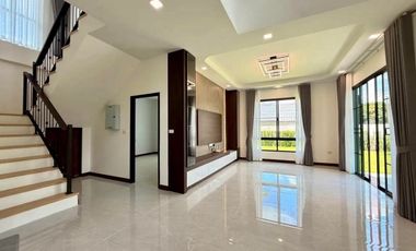 Haus zum Kauf mit 4 Zimmer in Mueang Chiang Mai, Chiang Mai