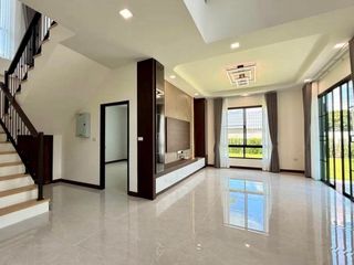 出售 4 卧室 独立屋 在 Mueang Chiang Mai, Chiang Mai