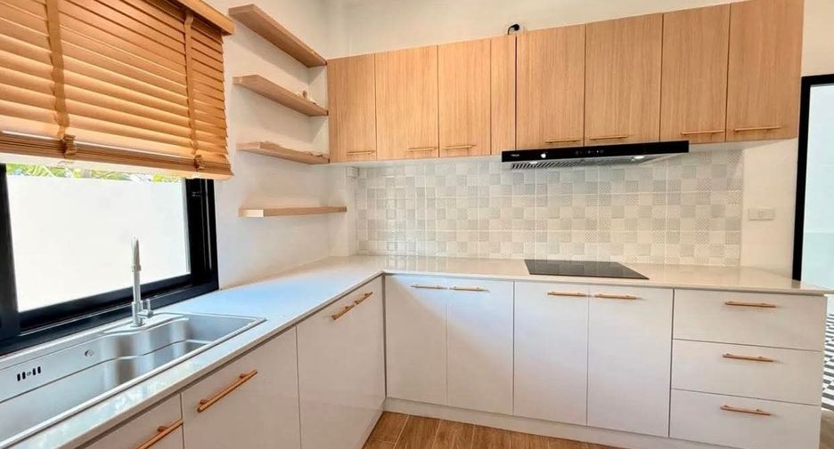 Haus zum Kauf mit 4 Zimmer in Mueang Chiang Mai, Chiang Mai