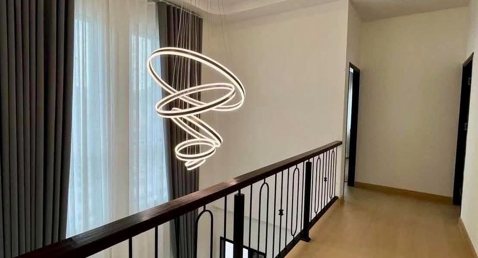 Haus zum Kauf mit 4 Zimmer in Mueang Chiang Mai, Chiang Mai