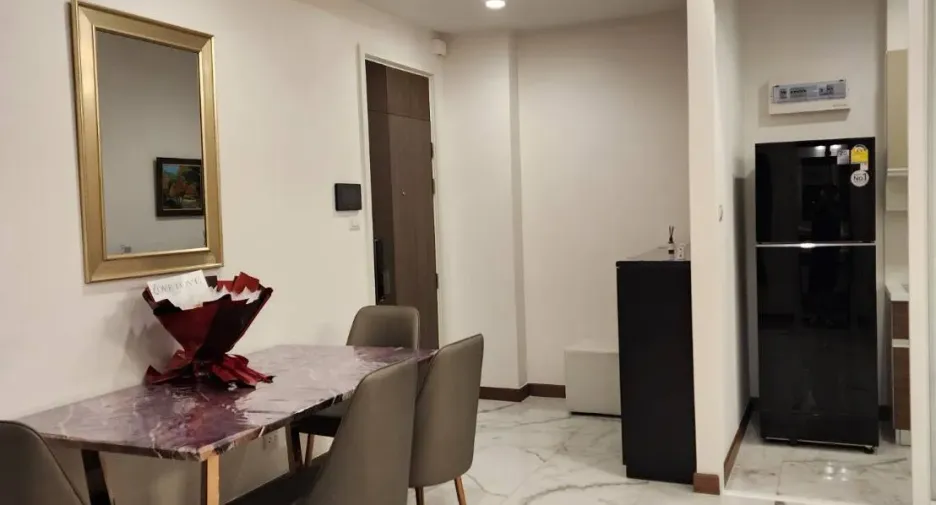 À louer 1 chambre condo à Bang Rak, Bangkok