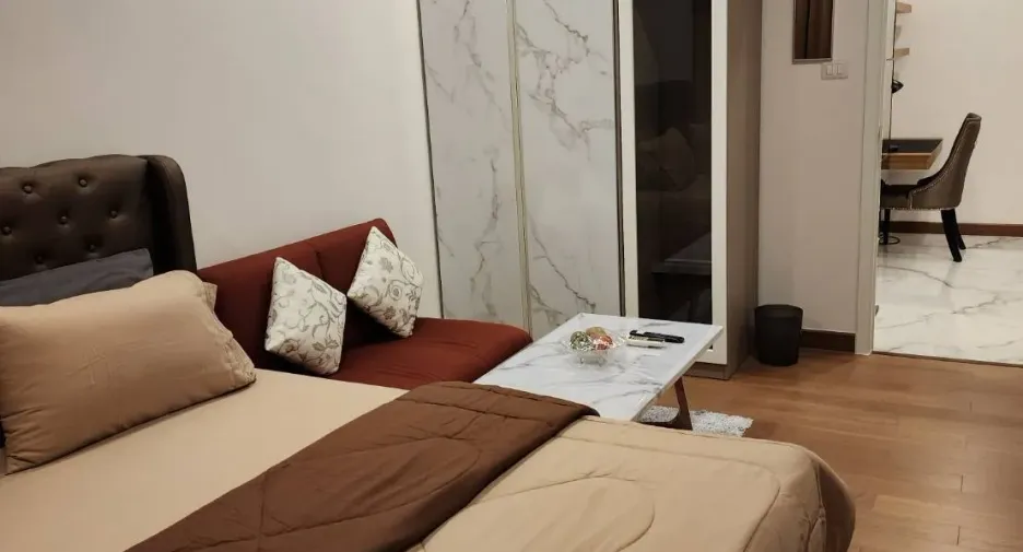 À louer 1 chambre condo à Bang Rak, Bangkok