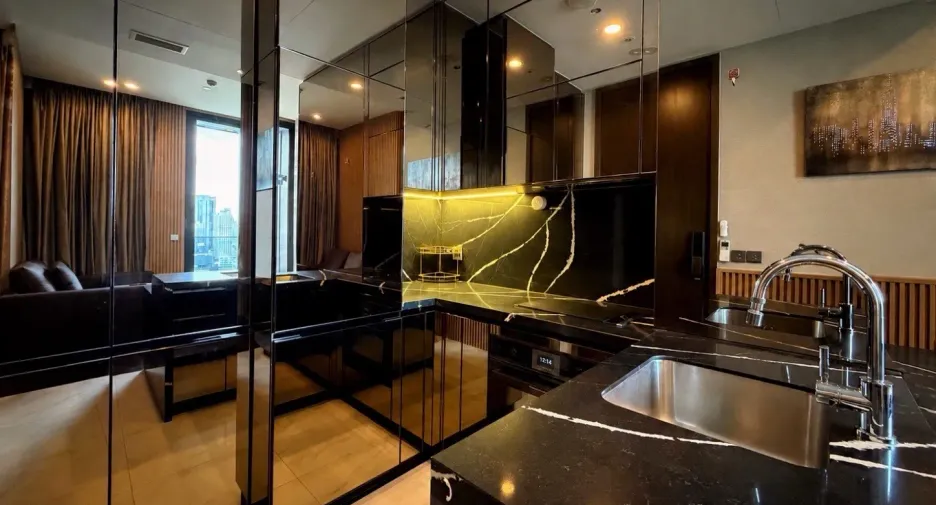 Condo en alquiler de 1 habitaciones en Khlong Toei, Bangkok