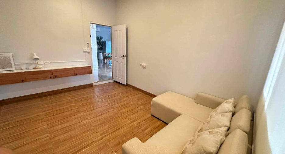 Haus zum Kauf mit 3 Zimmer in Bang Lamung, Chonburi