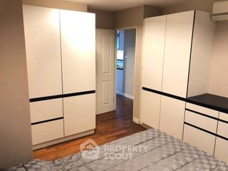 For sale 2 bedrooms condo in Huai Khwang, Bangkok