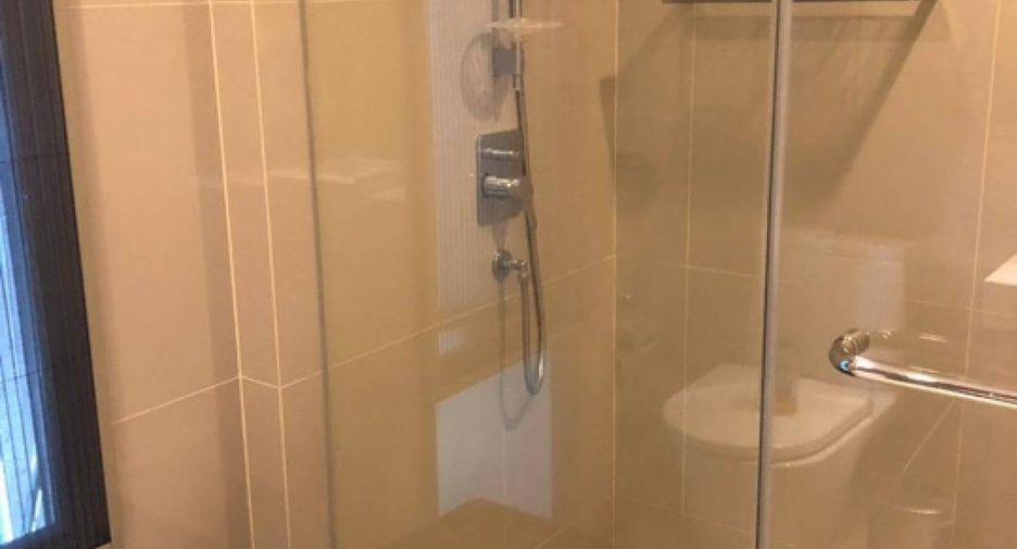 Condo en venta de 2 habitaciones en Yan Nawa, Bangkok