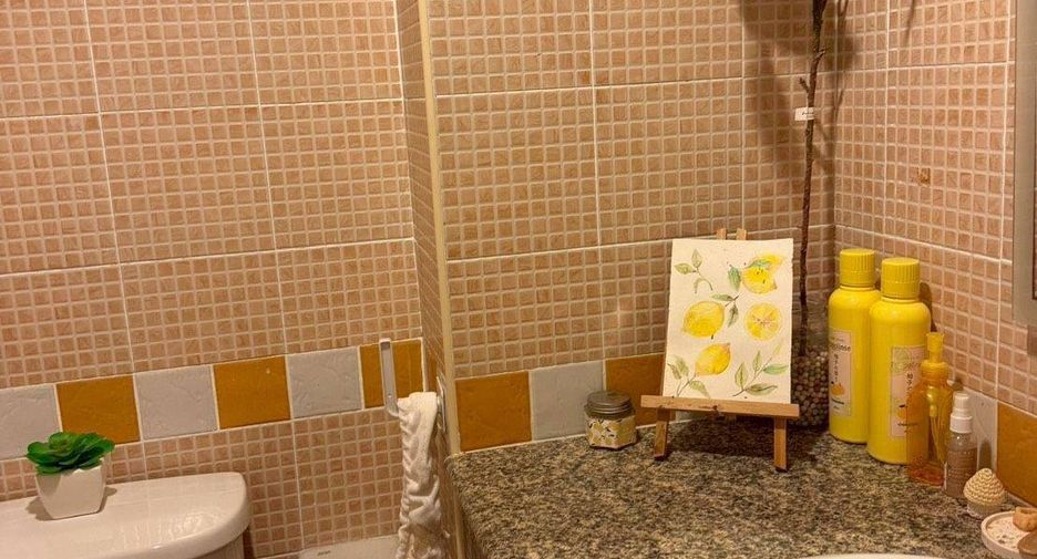For rent 2 bedrooms condo in Sathon, Bangkok