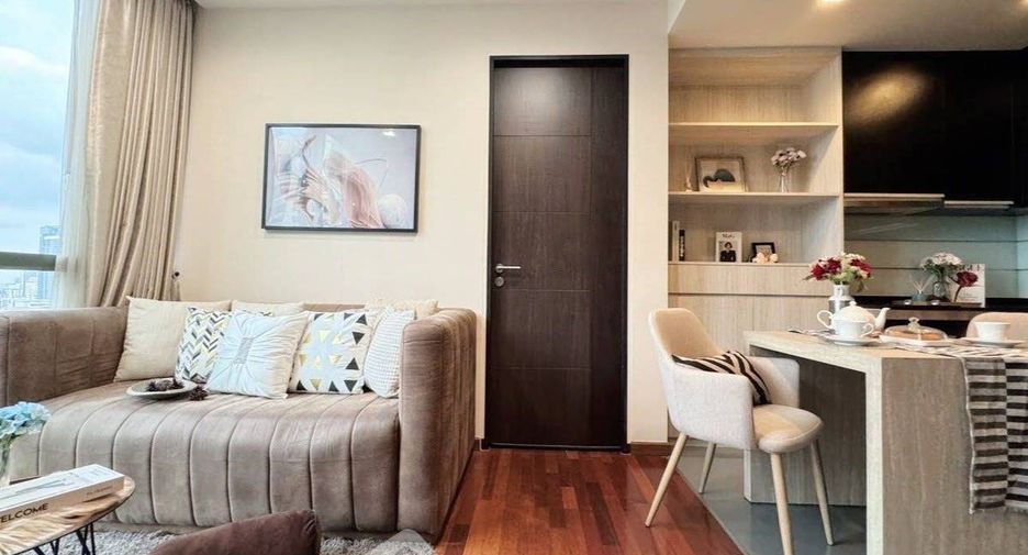 For rent 1 bed condo in Pathum Wan, Bangkok