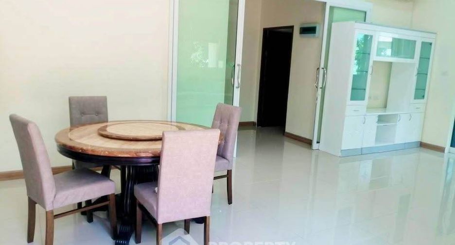 For rent 3 bedrooms house in Bang Lamung, Chonburi