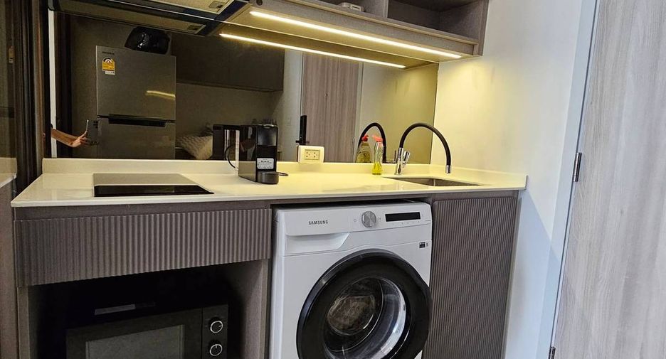 For rent 1 bed condo in Watthana, Bangkok