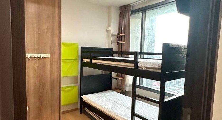 For rent 2 bedrooms condo in Pathum Wan, Bangkok