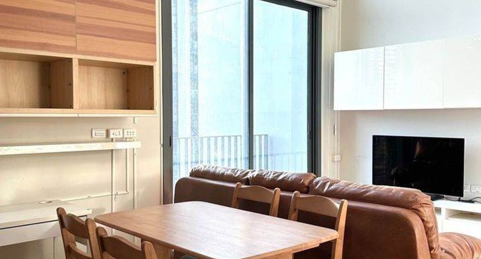 For rent 2 bedrooms condo in Pathum Wan, Bangkok