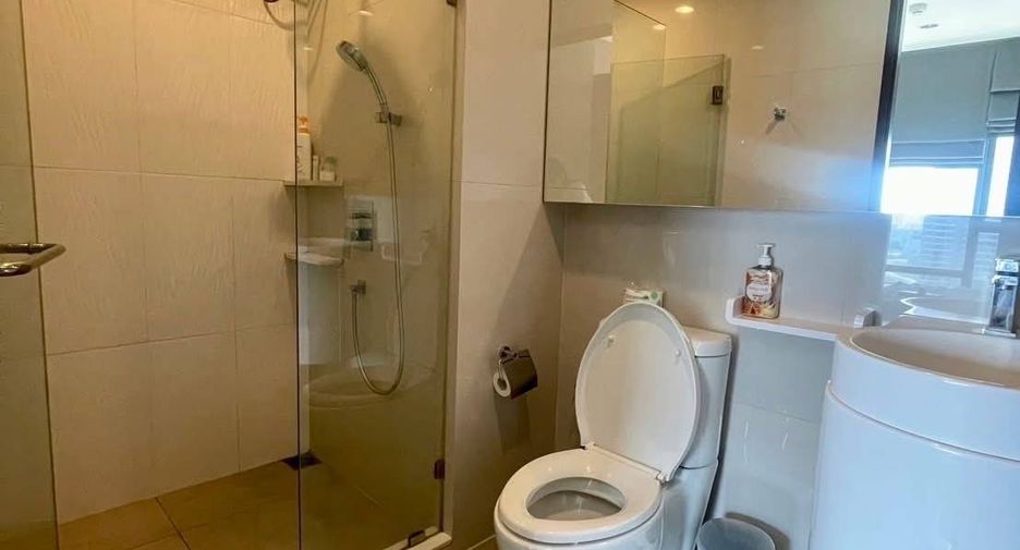 Condo en alquiler de 1 habitaciones en Huai Khwang, Bangkok