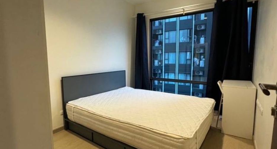 Condo en alquiler de 2 habitaciones en Huai Khwang, Bangkok