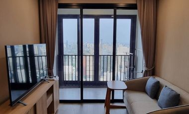 Condo en alquiler de 2 habitaciones en Khlong Toei, Bangkok