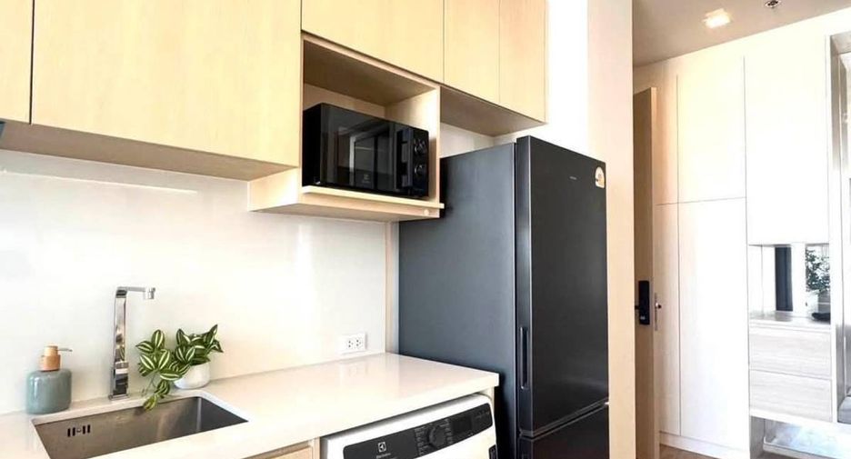 Wohnung zur Miete mit 2 Zimmer in Watthana, Bangkok