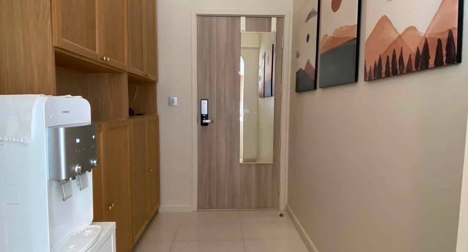 For rent 2 bedrooms condo in Sathon, Bangkok