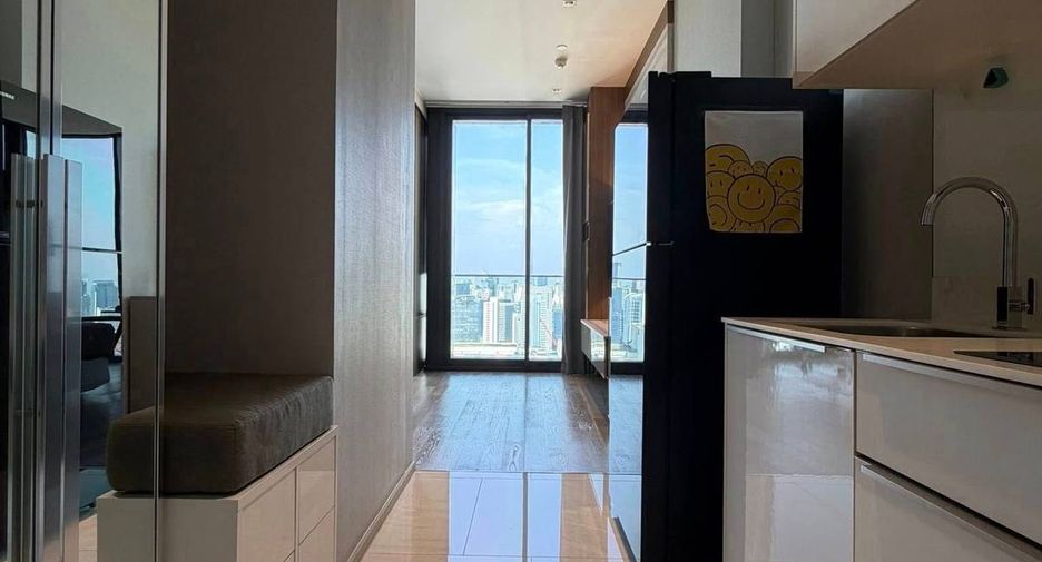 Wohnung zur Miete mit 1 Zimmer in Bang Rak, Bangkok