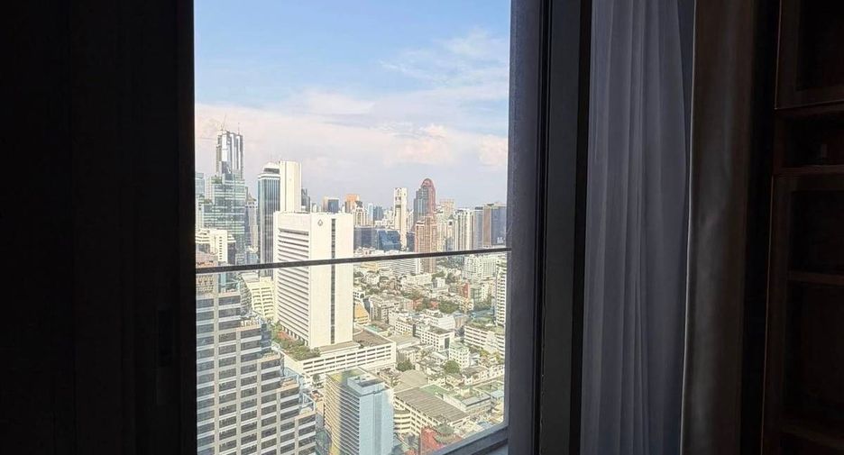 Wohnung zur Miete mit 1 Zimmer in Bang Rak, Bangkok