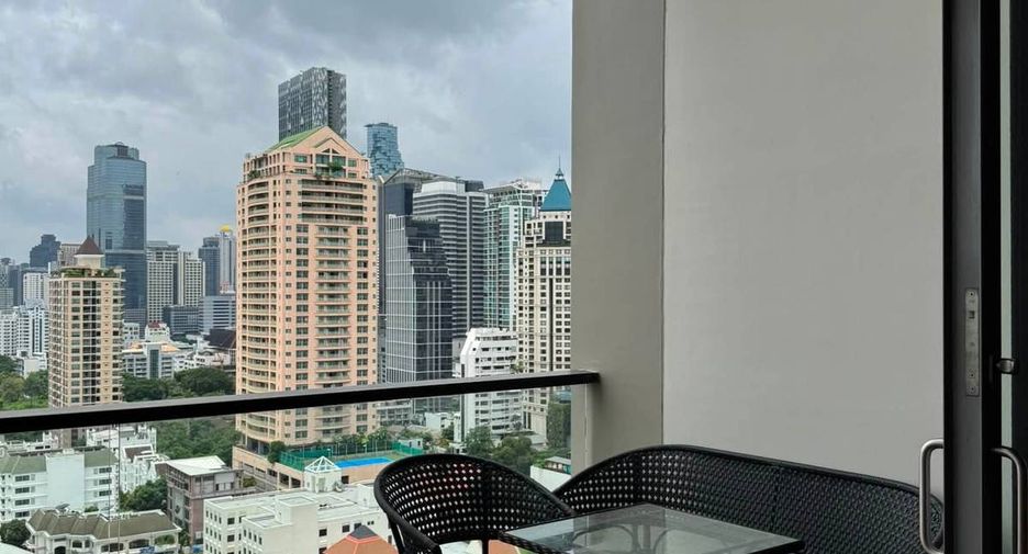For rent 2 bedrooms condo in Sathon, Bangkok