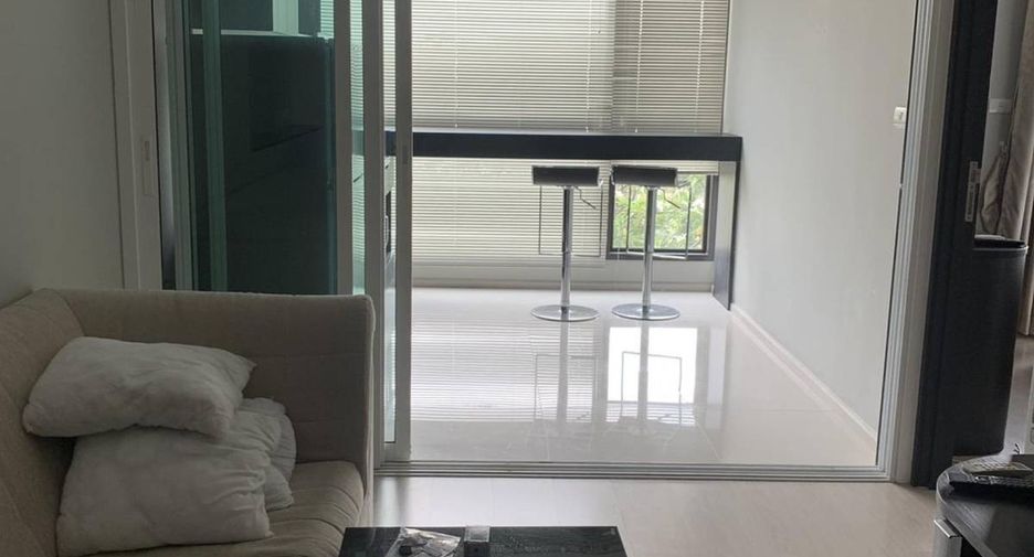 Condo en alquiler de 1 habitaciones en Khlong Toei, Bangkok