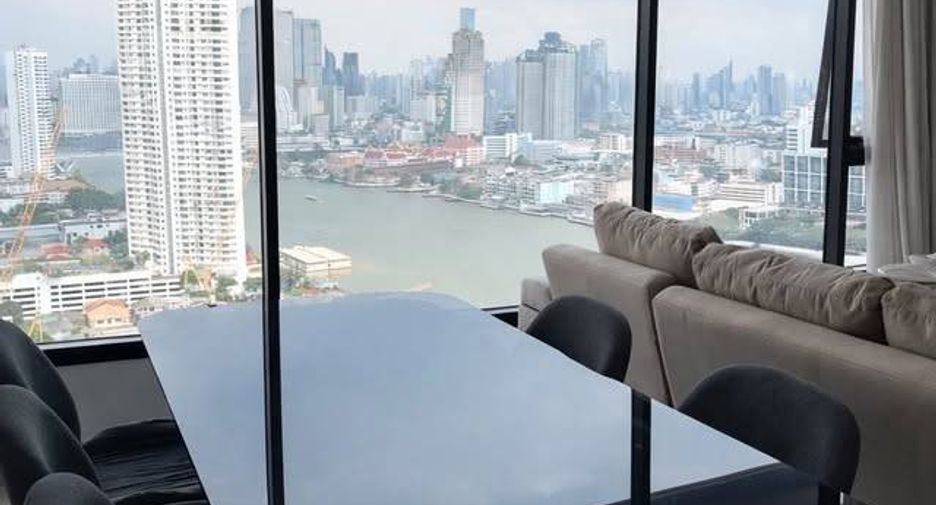 For rent 2 bedrooms condo in Khlong San, Bangkok