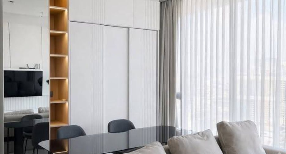 For rent 2 bedrooms condo in Khlong San, Bangkok