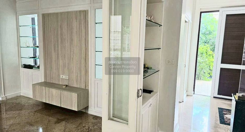 Casa en alquiler de 4 habitaciones en Bang Khen, Bangkok
