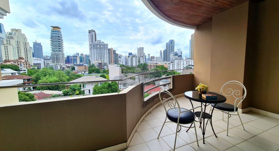 À louer 3 chambres condo à Watthana, Bangkok