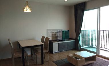 À louer 2 chambres condo à Yan Nawa, Bangkok