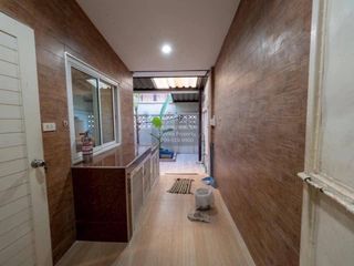 Reihenhaus zur Miete mit 4 Zimmer in Phra Khanong, Bangkok