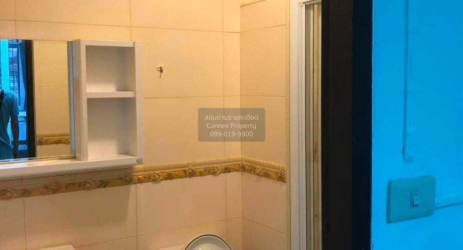 Reihenhaus zur Miete mit 4 Zimmer in Phra Khanong, Bangkok