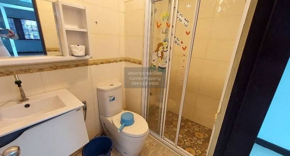 Reihenhaus zur Miete mit 4 Zimmer in Phra Khanong, Bangkok