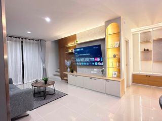 For rent 3 bedrooms townhouse in Bang Phli, Samut Prakan