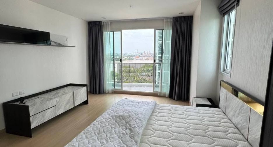 À louer 2 chambres condo à Yan Nawa, Bangkok
