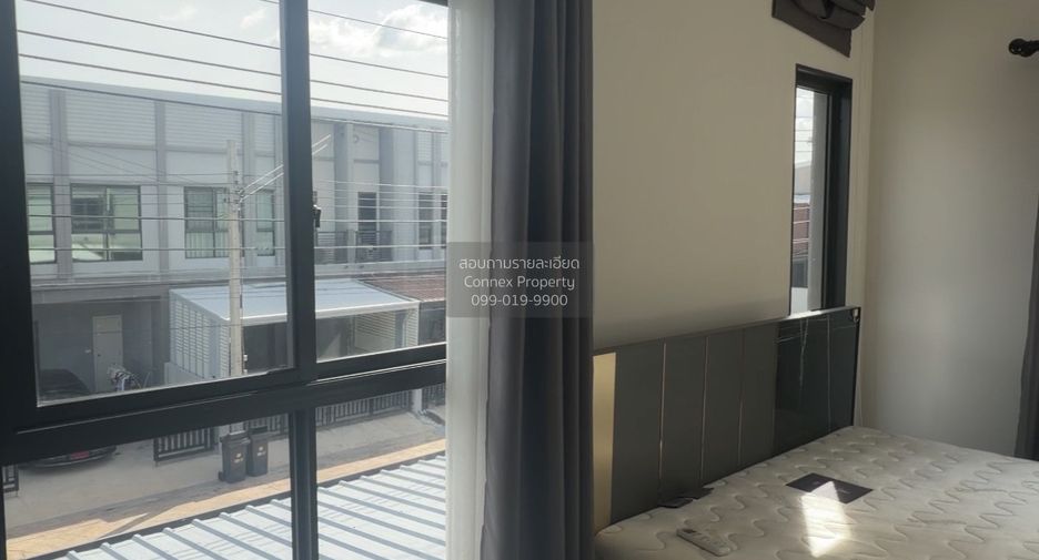 Casa en alquiler de 3 habitaciones en Bang Bo, Samut Prakan