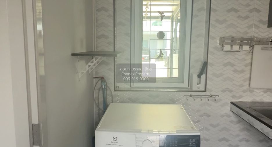 Casa en alquiler de 3 habitaciones en Bang Bo, Samut Prakan