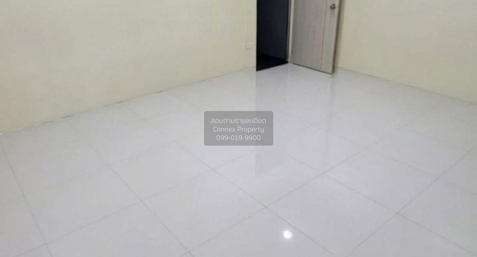 For rent 3 bedrooms townhouse in Don Mueang, Bangkok