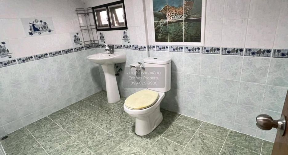 Аренда 3 спальни дом в Сапхан Сунг, Бангкок