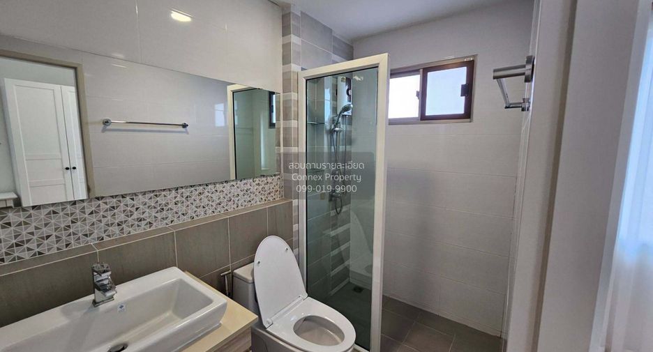 Haus zur Miete mit 4 Zimmer in Bang Lamung, Chonburi