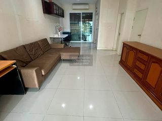 Reihenhaus zur Miete mit 3 Zimmer in Chom Thong, Bangkok