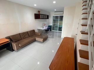 Reihenhaus zur Miete mit 3 Zimmer in Chom Thong, Bangkok