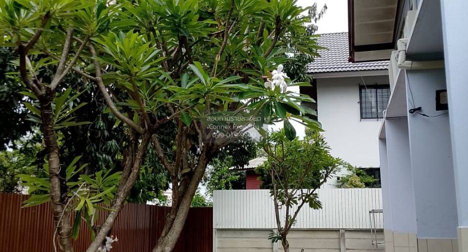 Casa en alquiler de 4 habitaciones en Taling Chan, Bangkok