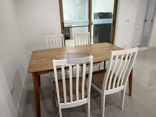 For rent 3 bedrooms townhouse in Sathon, Bangkok